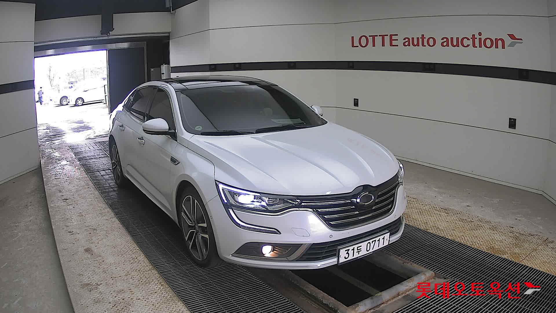 2016 - Renault Samsung SM6