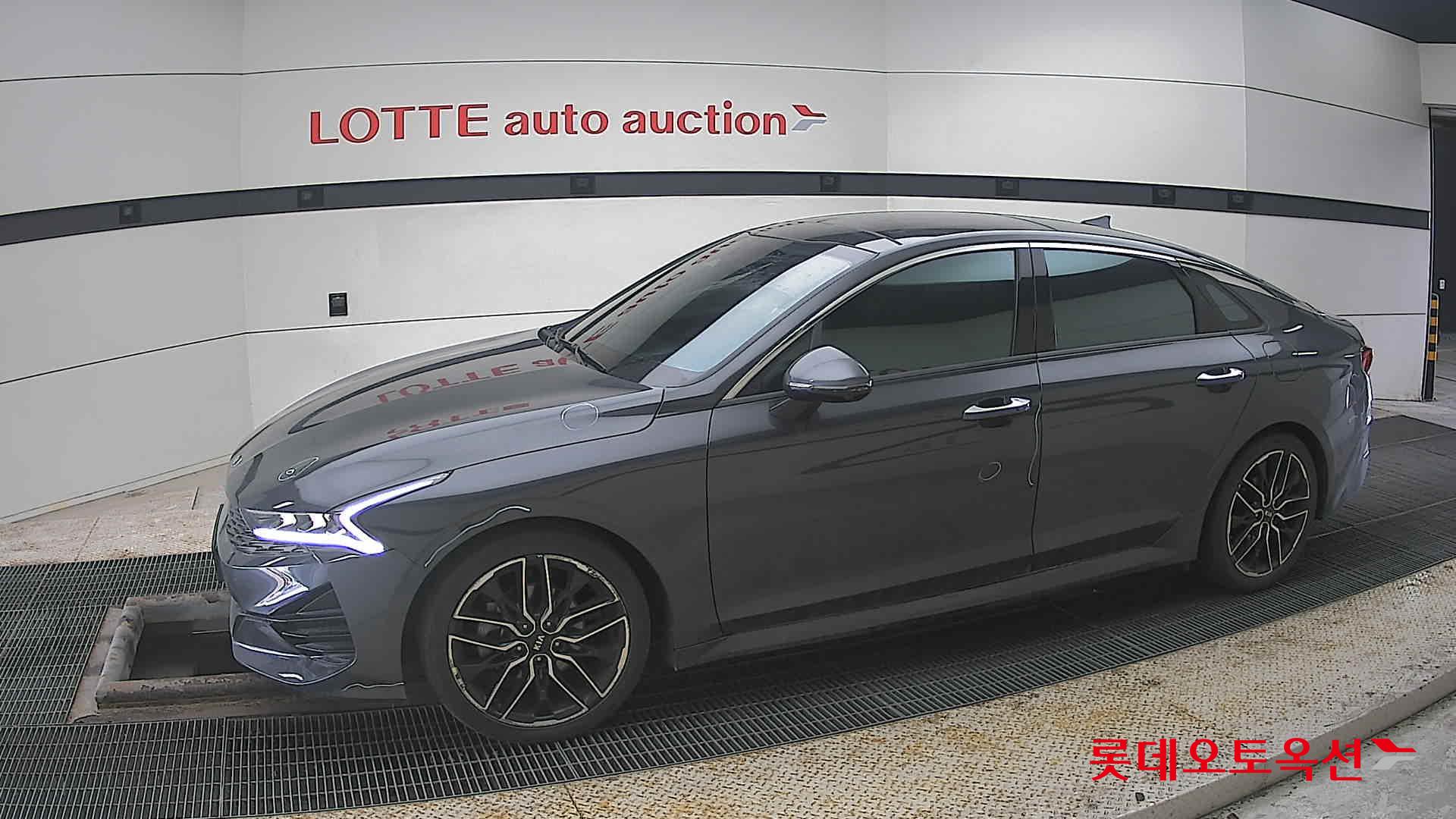 Kia K5 2020 - Image 12