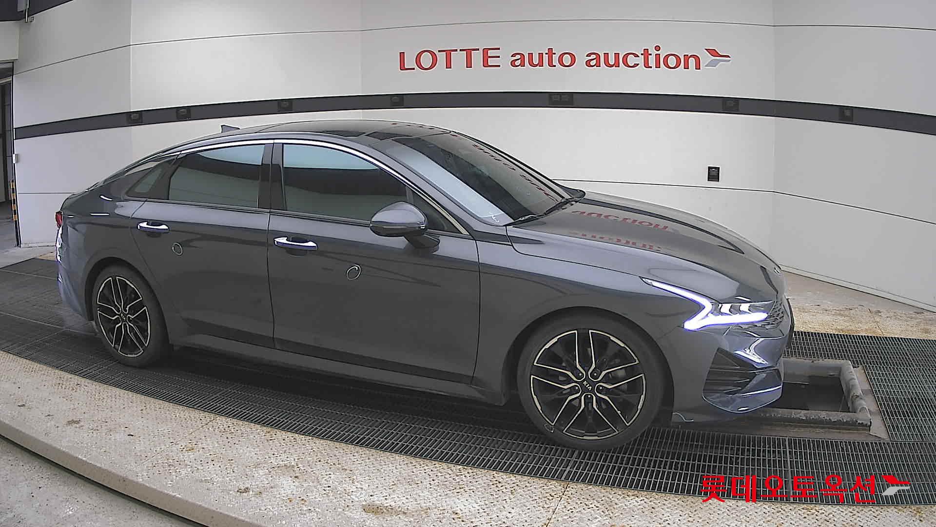 Kia K5 2020 - Image 22