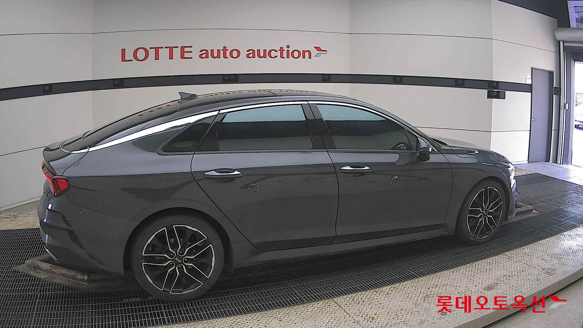 Kia K5 2020 - Image 20