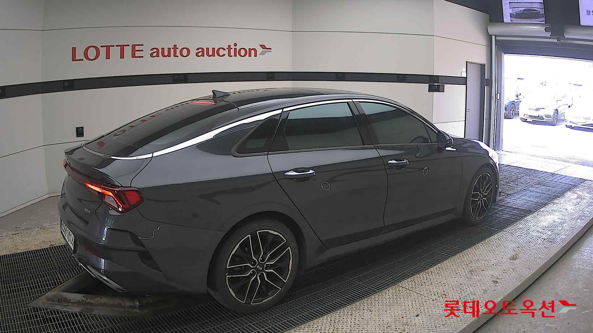 Kia K5 2020 - Image 19