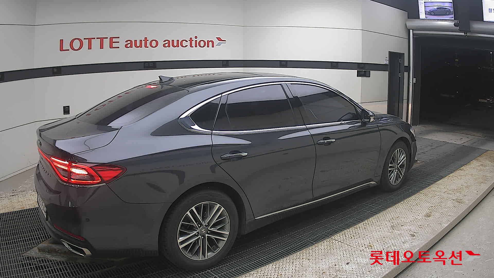 Hyundai Grandeur 2018 - Image 19