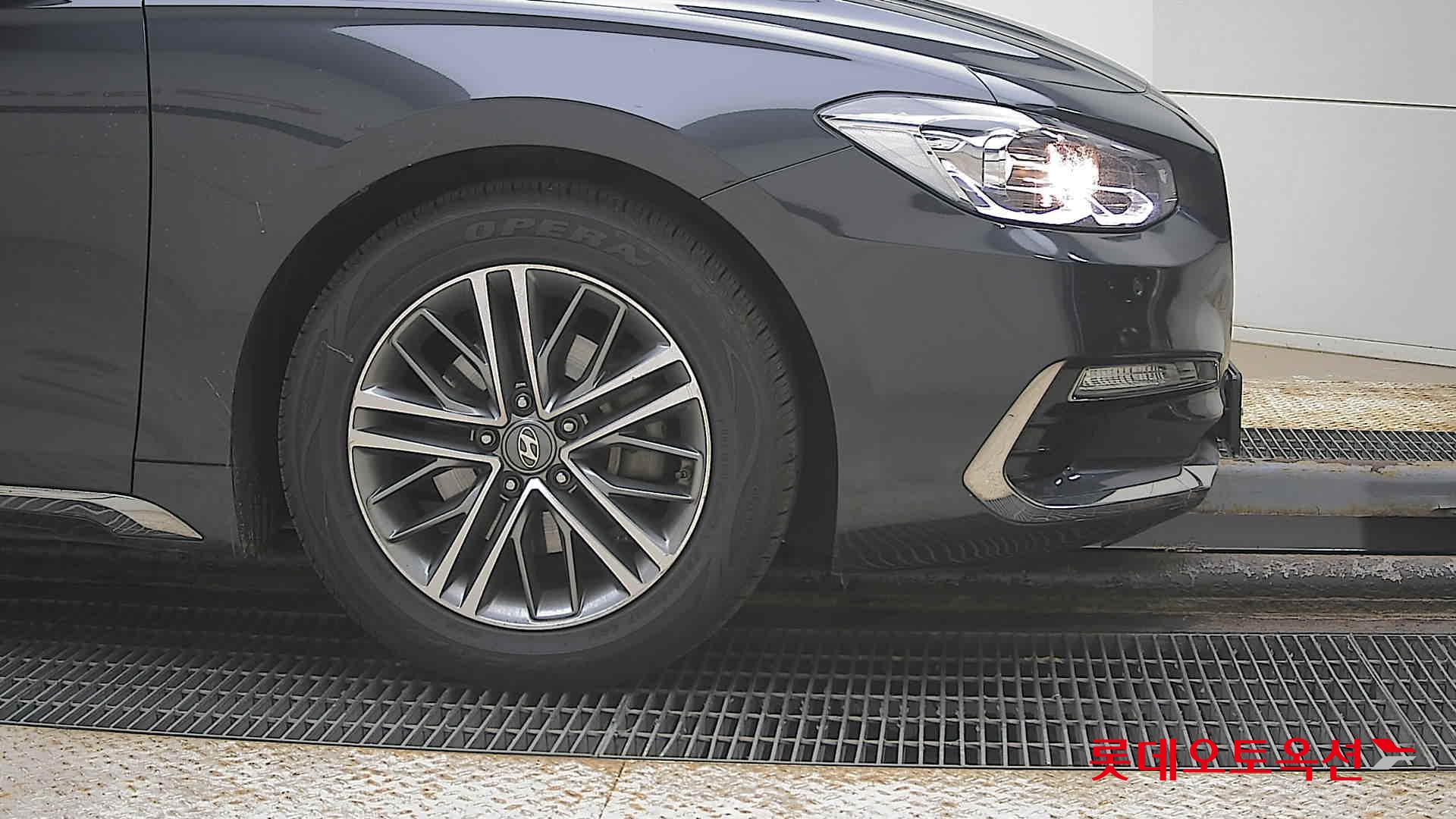 Hyundai Grandeur 2018 - Image 27