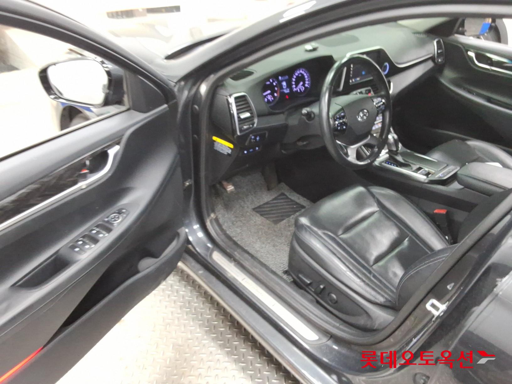 Hyundai Grandeur 2018 - Image 36