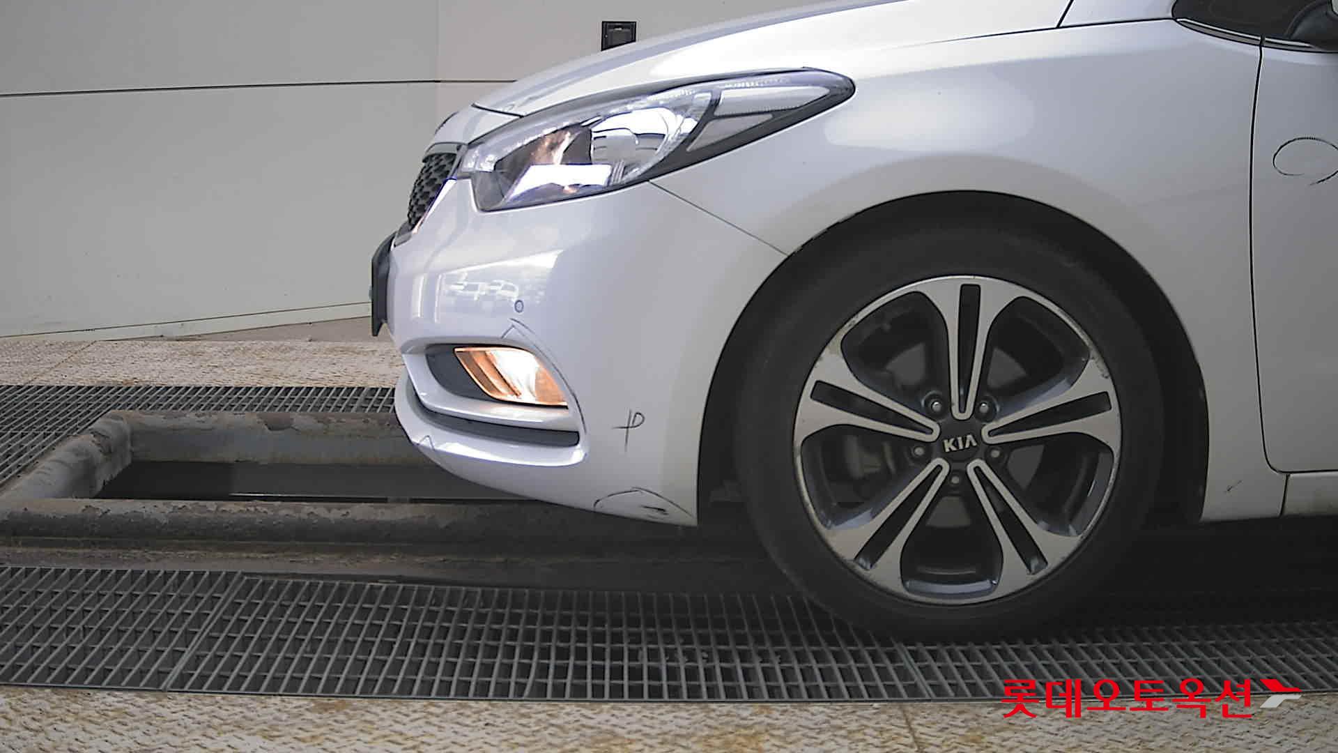 Kia K3 2015 - Image 25