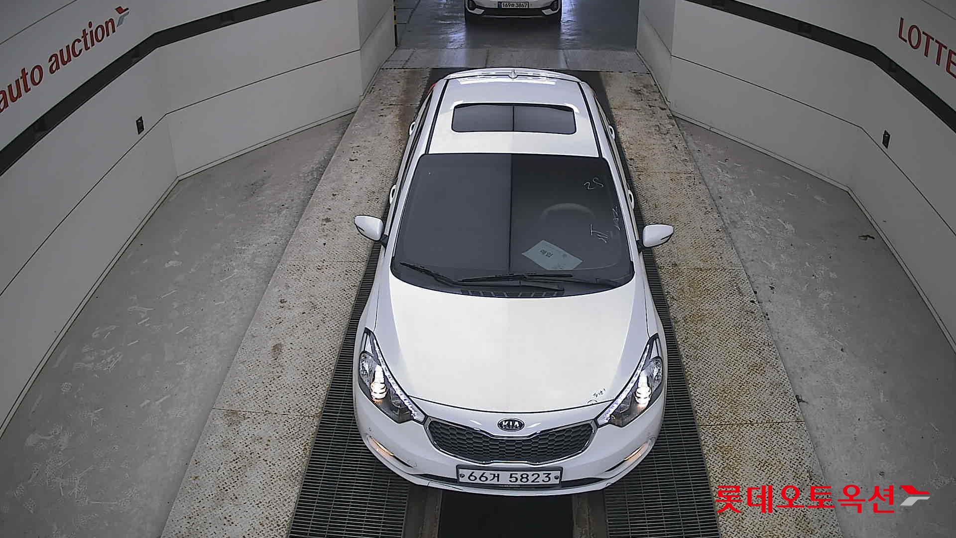 Kia K3 2015 - Image 7