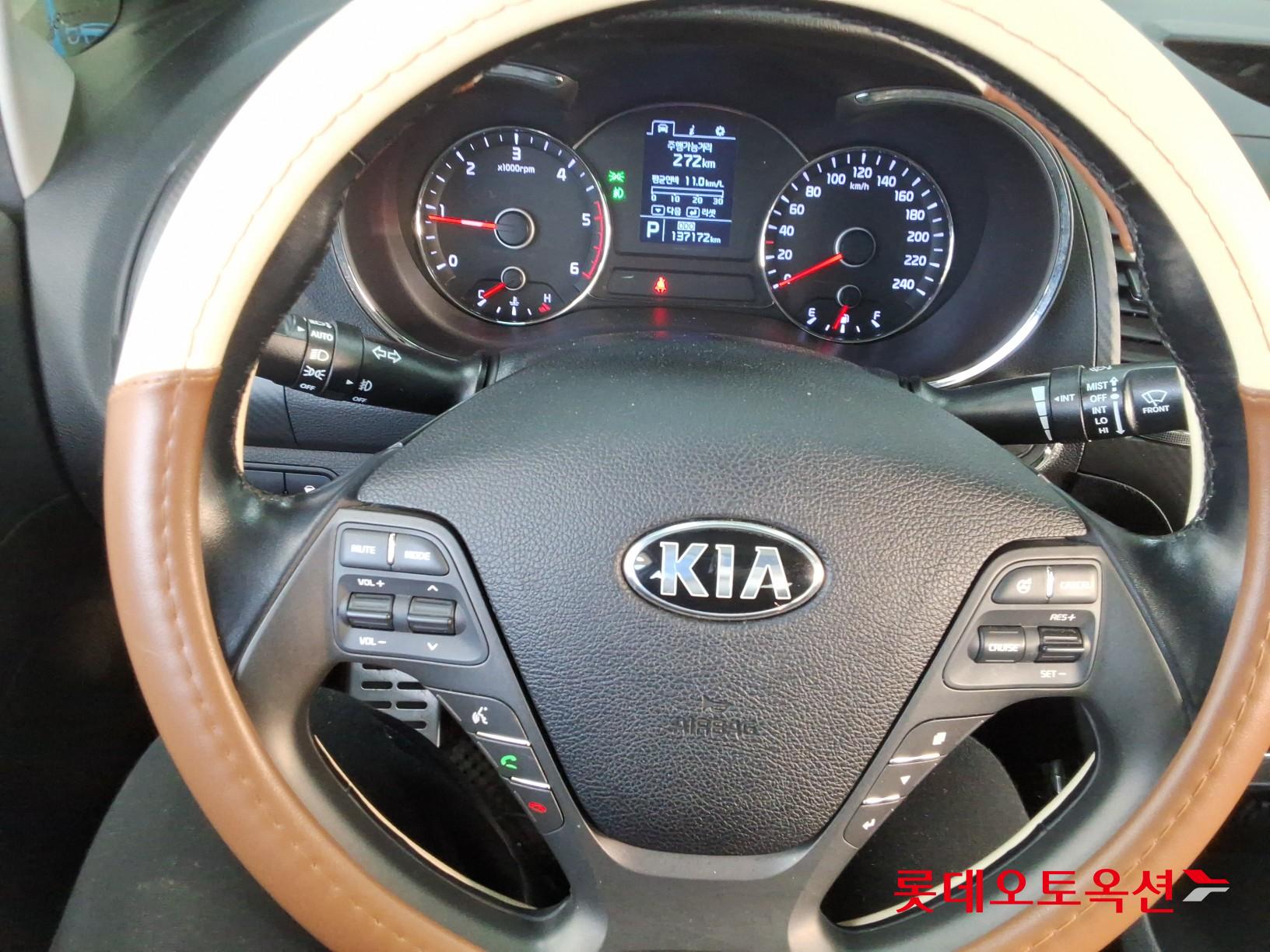 Kia K3 2015 - Image 30