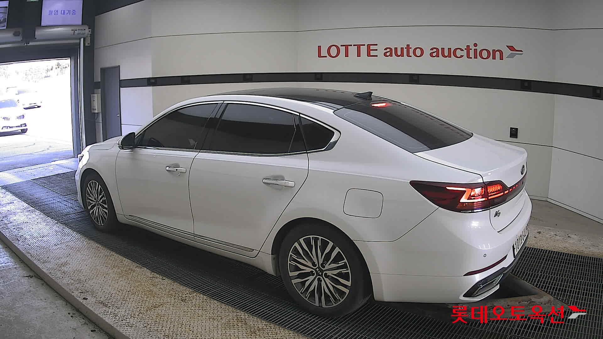 Kia K7 2020 - Image 15