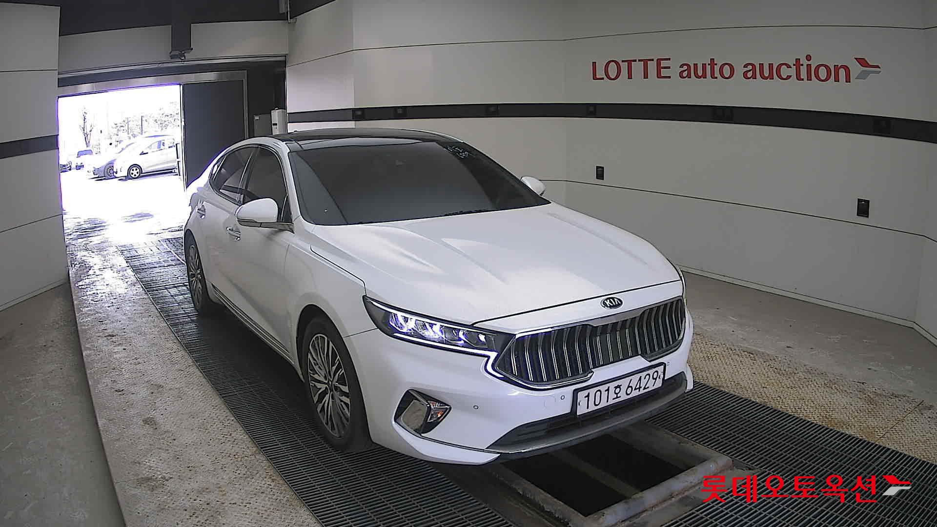 Kia K7 2020 - Image 24