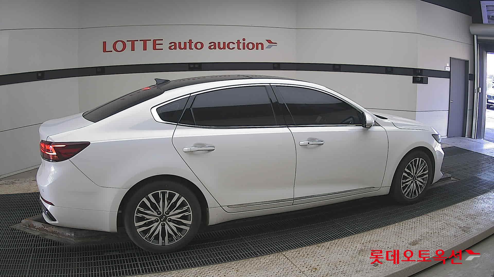 Kia K7 2020 - Image 20