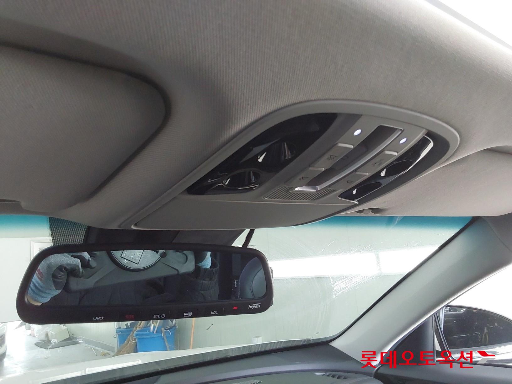 Kia K7 2020 - Image 31