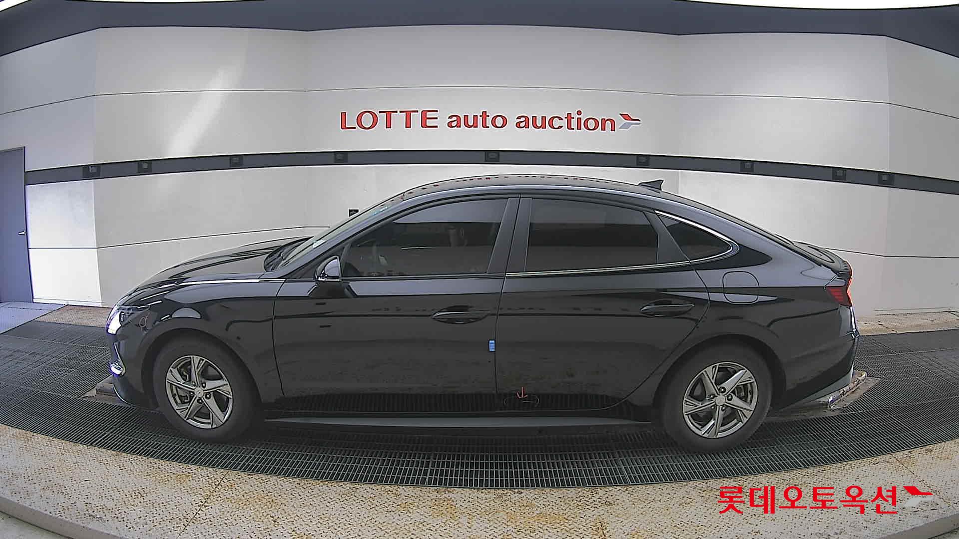 هيونداي سوناتا 2022 - صورة 13