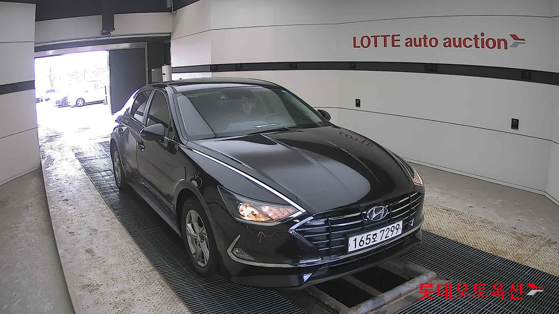 هيونداي سوناتا 2022 - صورة 24