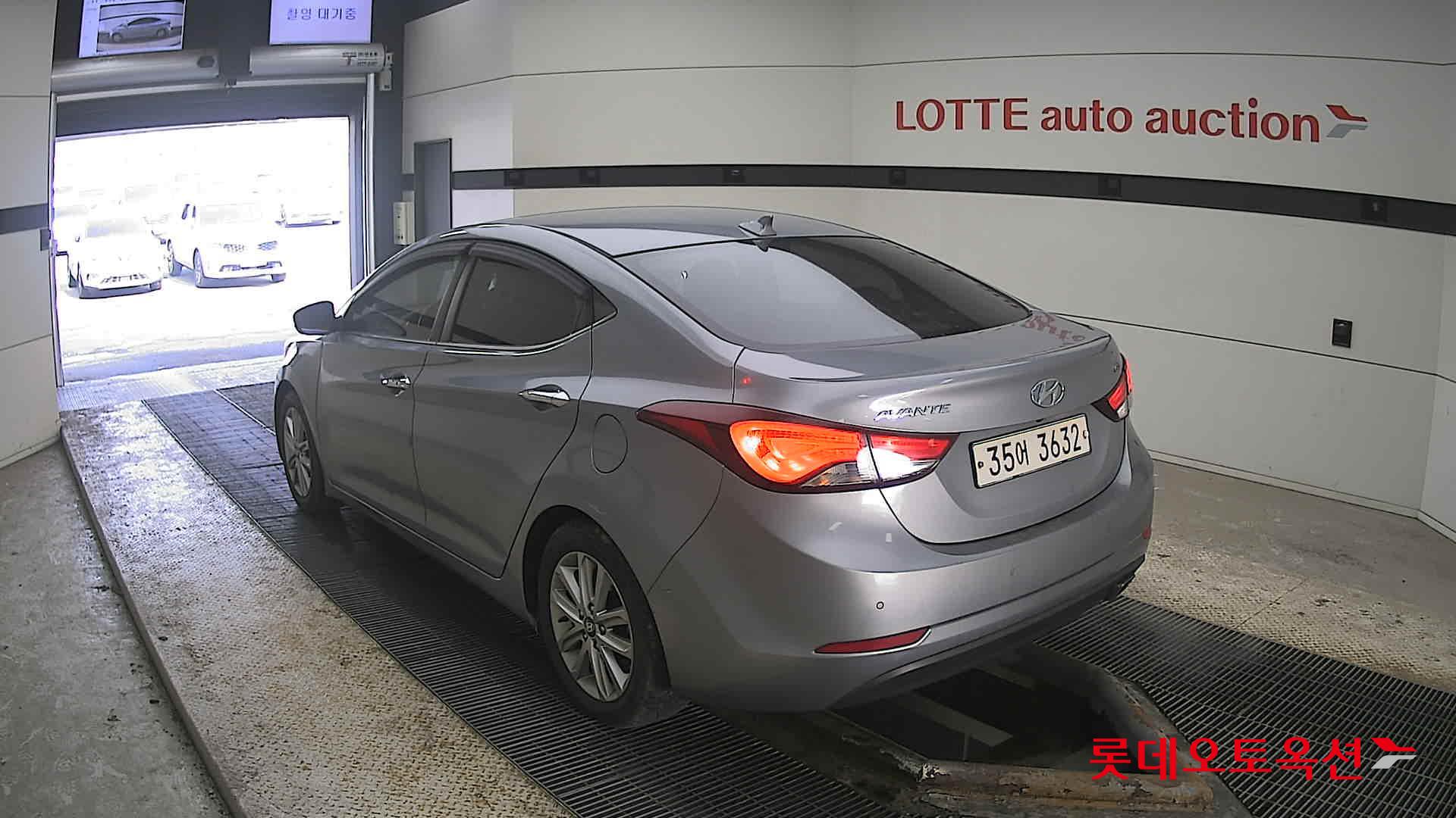 هيونداي إلانترا 2015 - صورة 4