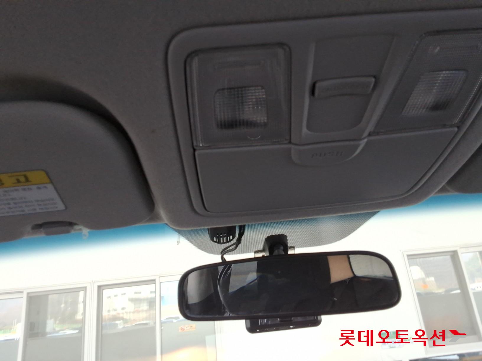 هيونداي إلانترا 2015 - صورة 35