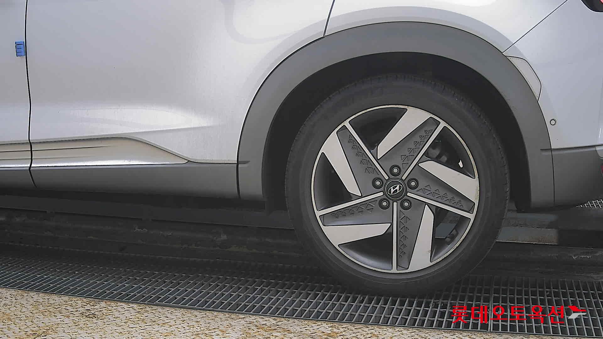 Hyundai Nexo 2023 - Image 26