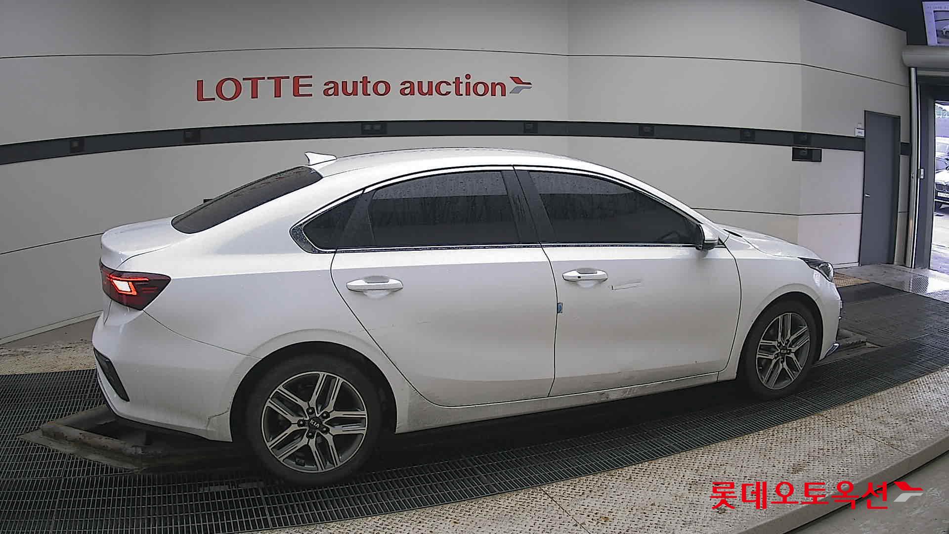 Kia K3 id 3809964 из Кореи 18