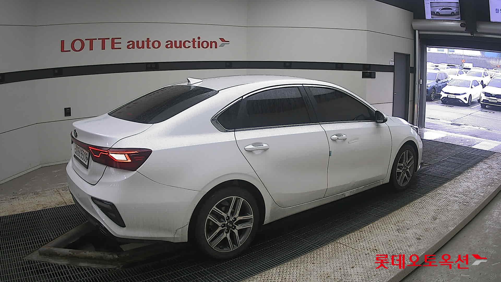 Kia K3 id 3809964 из Кореи 19