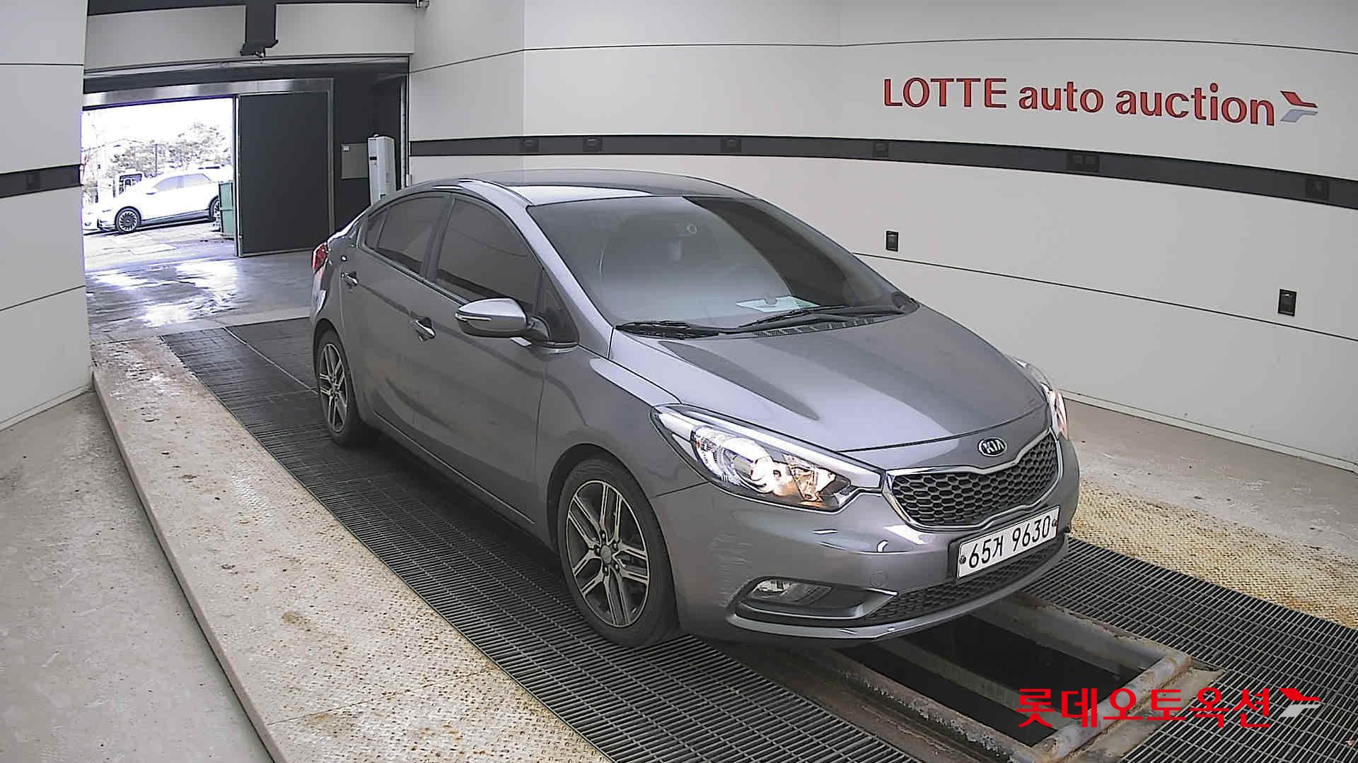 كيا K3 2014 - صورة 6