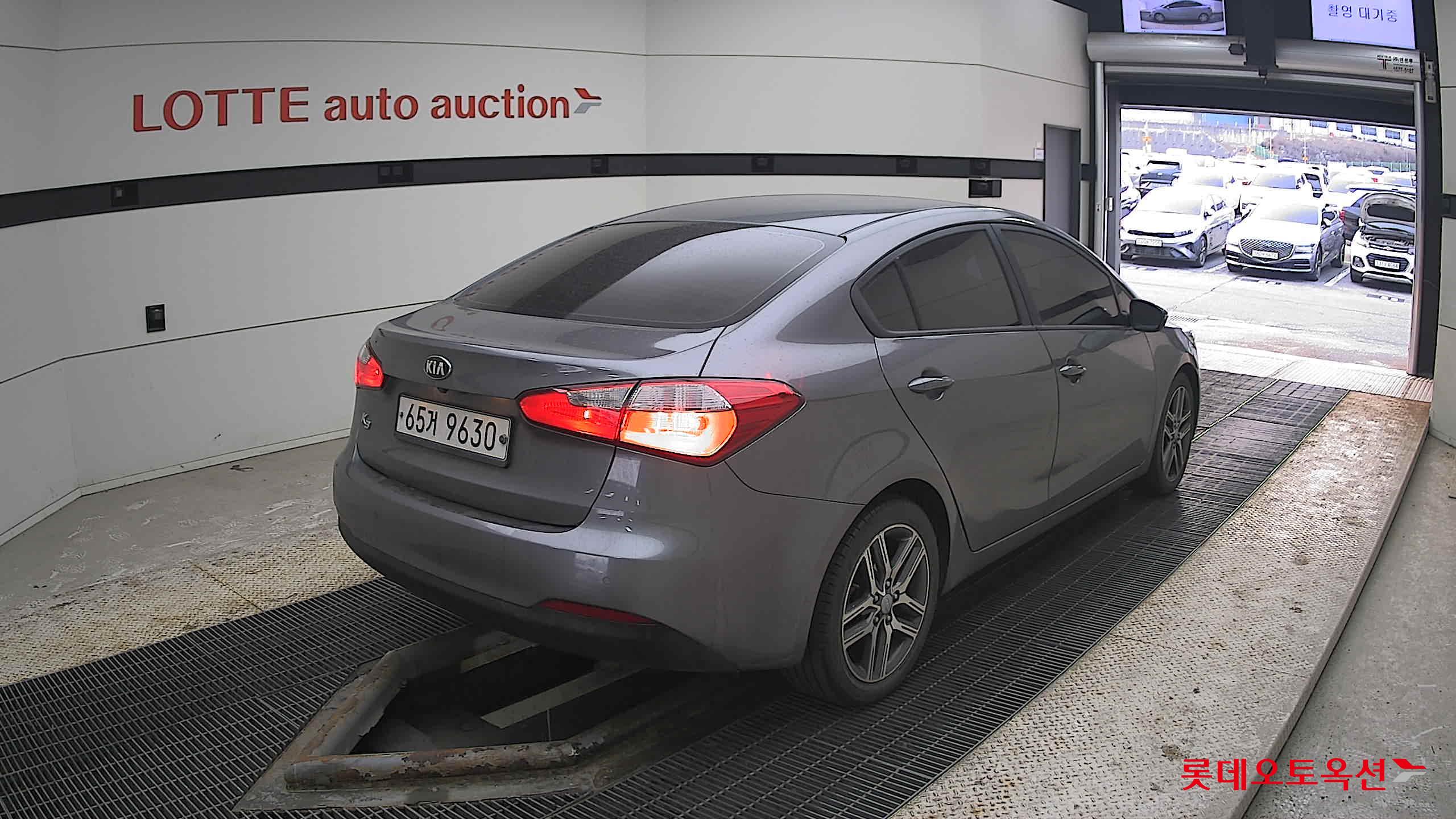 كيا K3 2014 - صورة 5