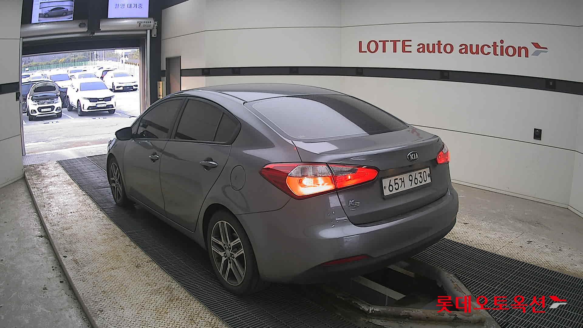 كيا K3 2014 - صورة 4