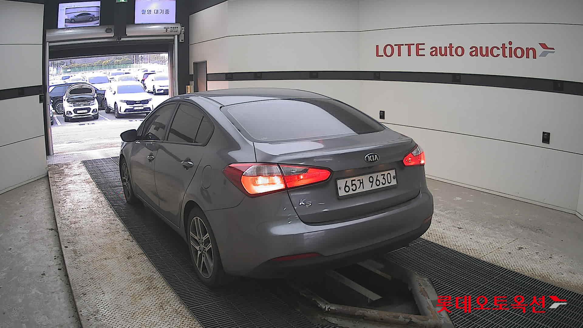 كيا K3 2014 - صورة 16