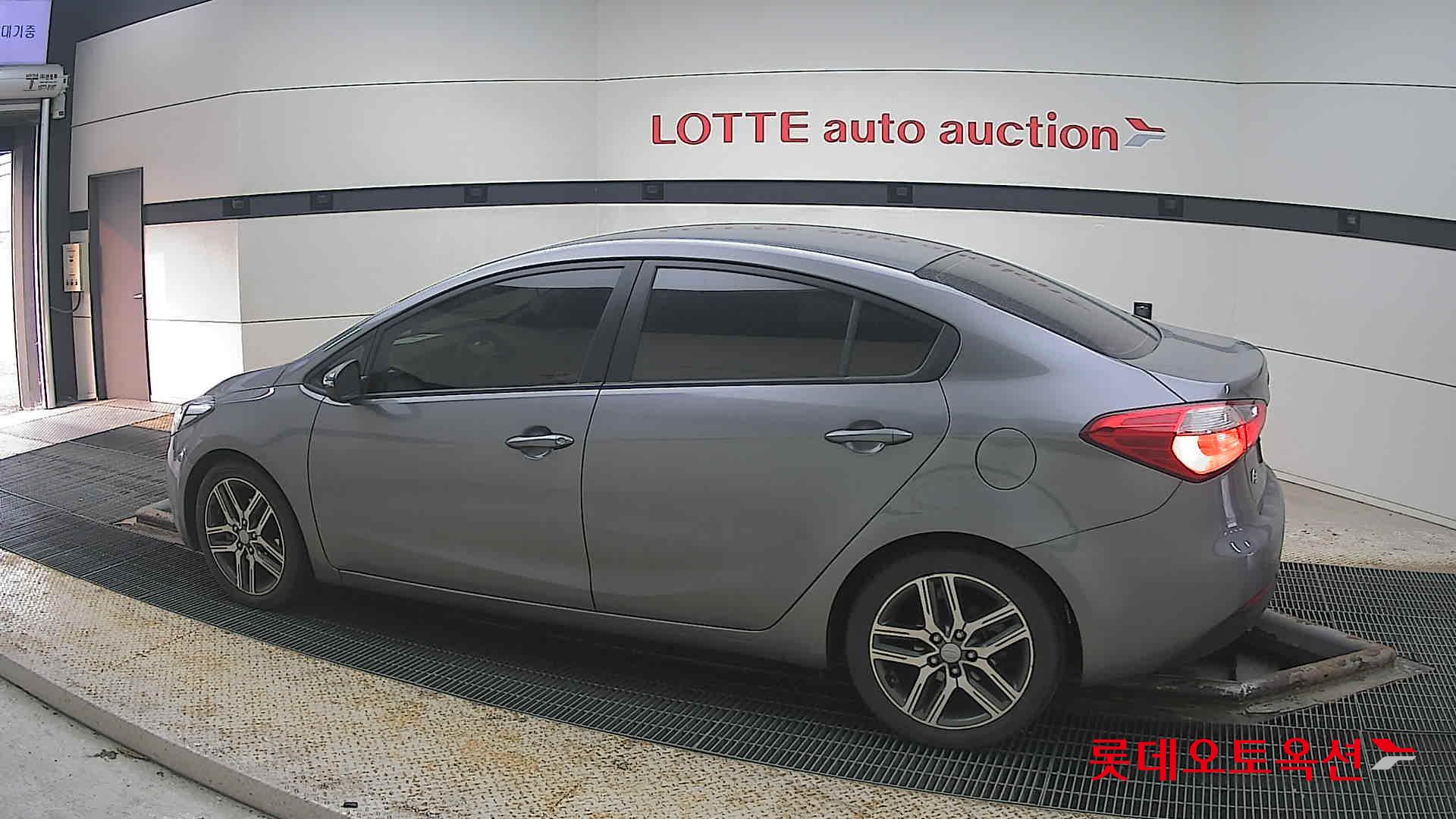 كيا K3 2014 - صورة 14