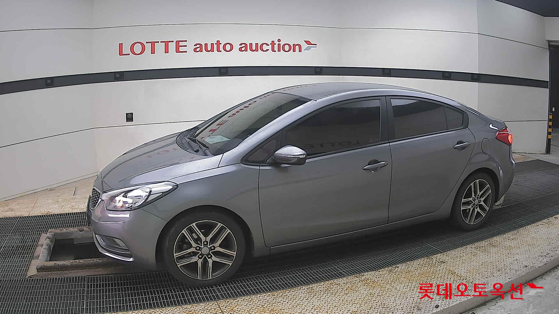 كيا K3 2014 - صورة 12