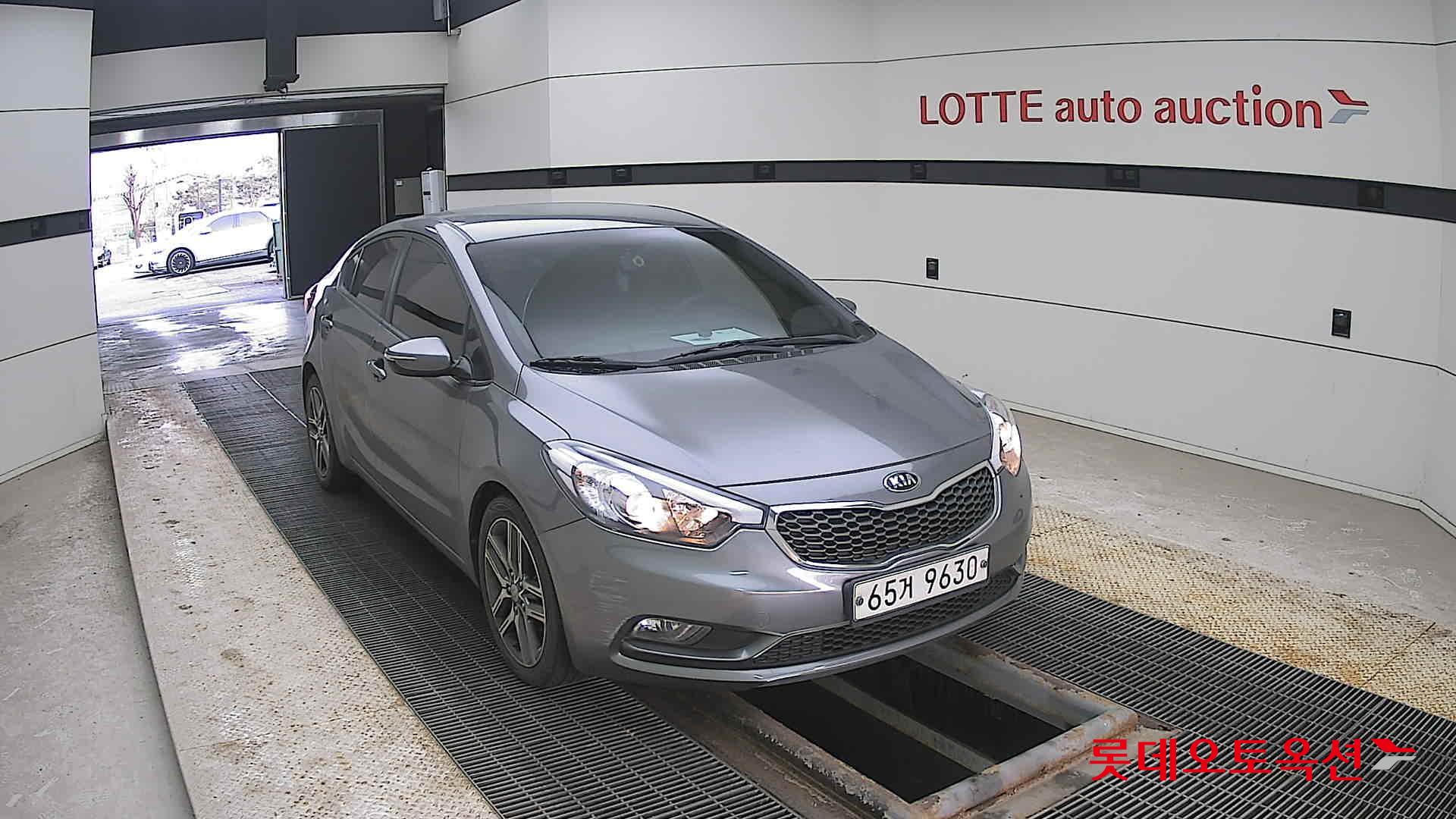 كيا K3 2014 - صورة 24