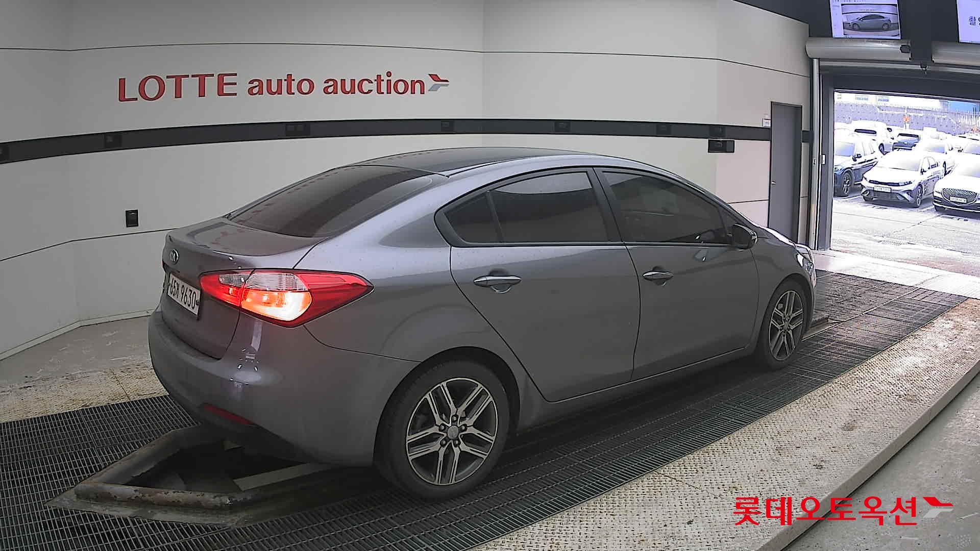 كيا K3 2014 - صورة 19