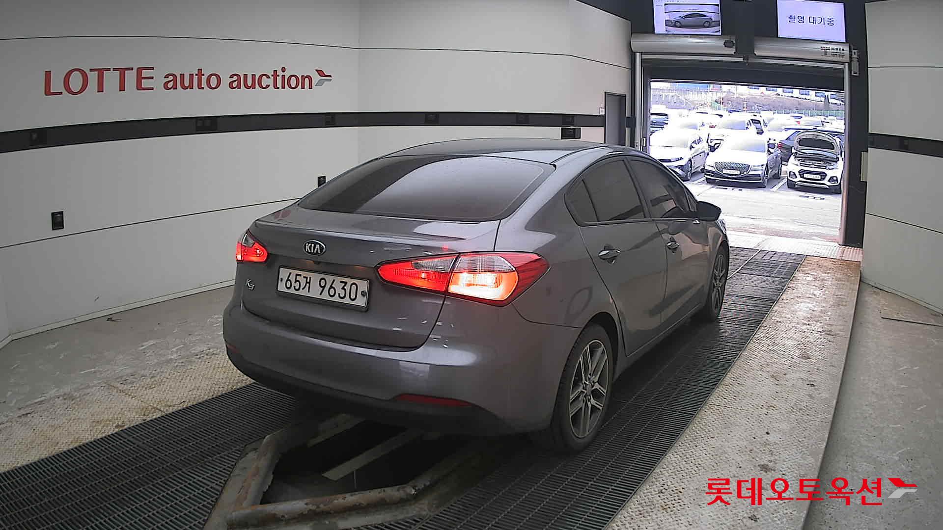 كيا K3 2014 - صورة 18