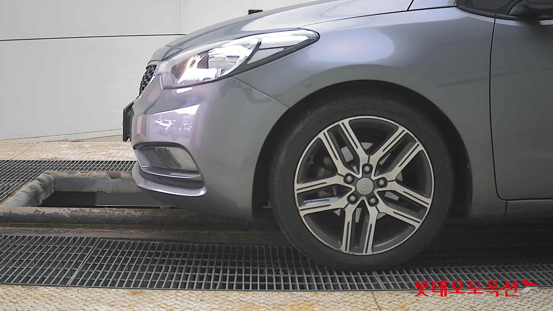 كيا K3 2014 - صورة 25