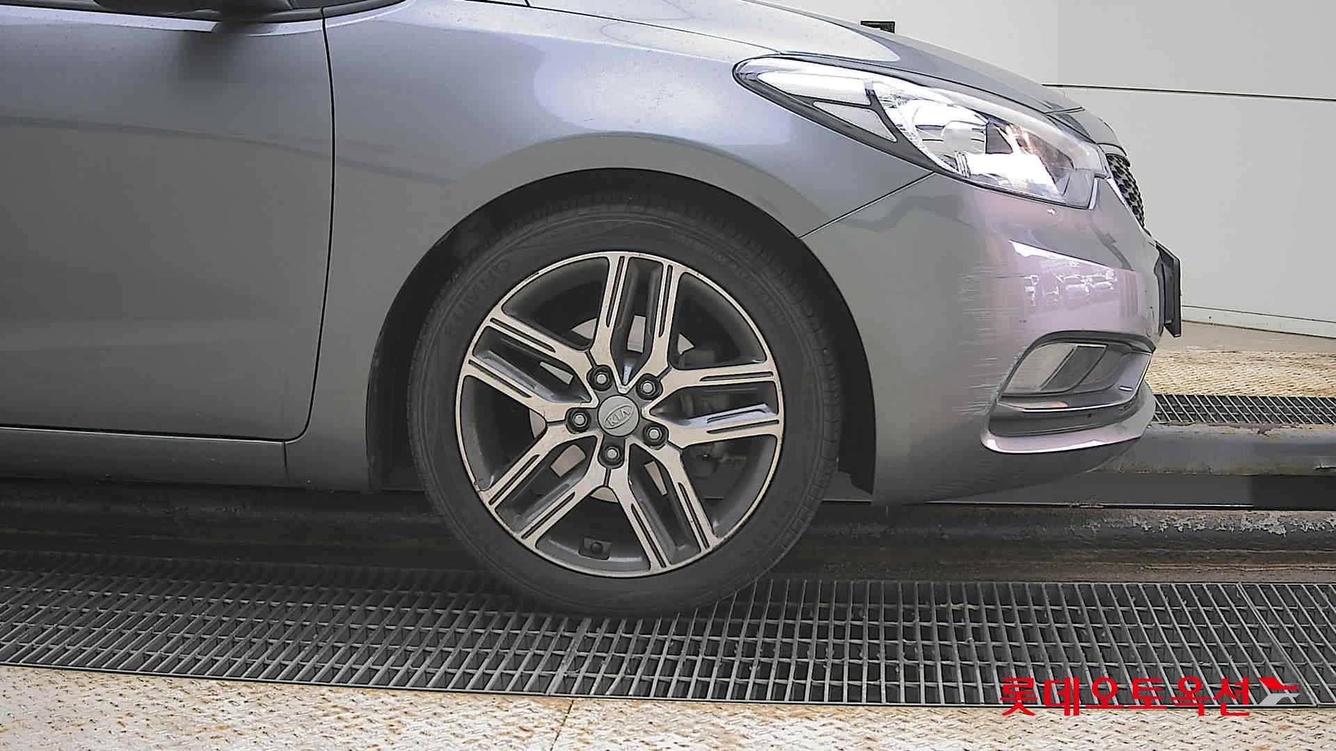 كيا K3 2014 - صورة 27