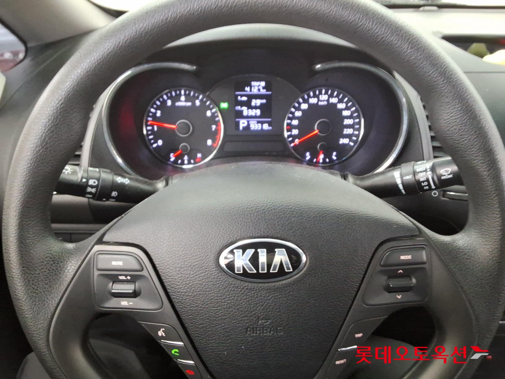 كيا K3 2014 - صورة 30