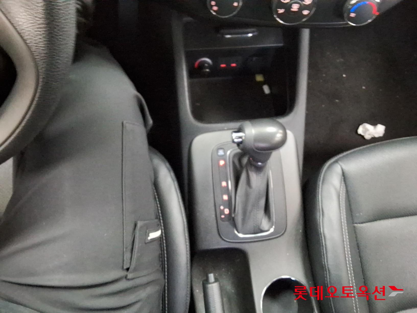 كيا K3 2014 - صورة 33