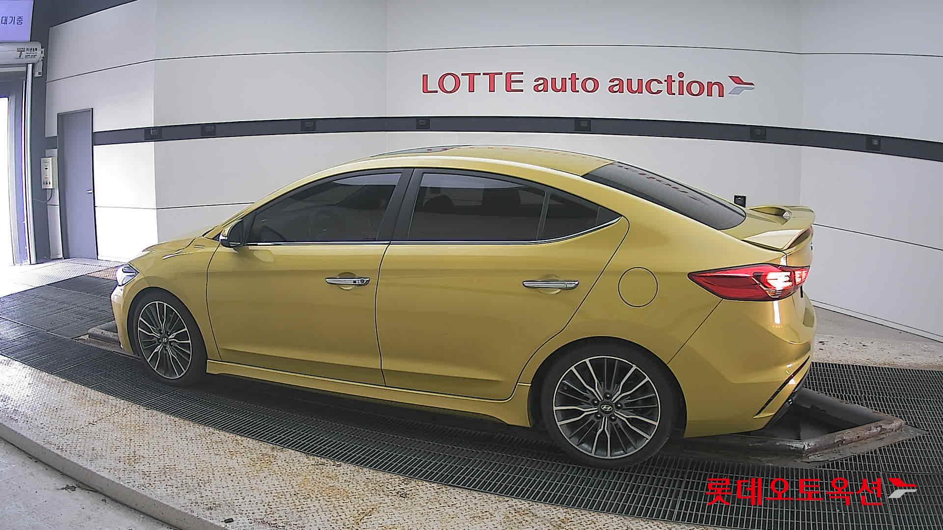 현대자동차 아반떼 2017 - 이미지 14