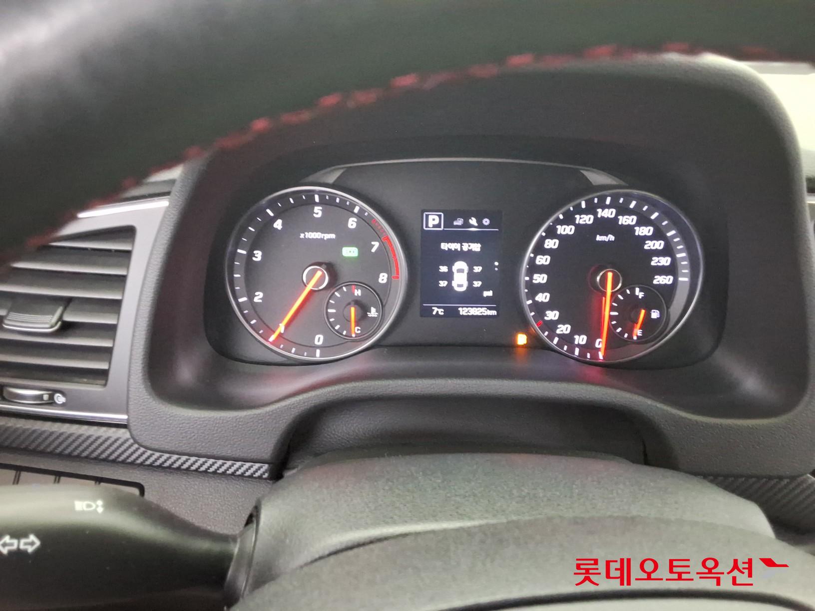 현대자동차 아반떼 2017 - 이미지 30