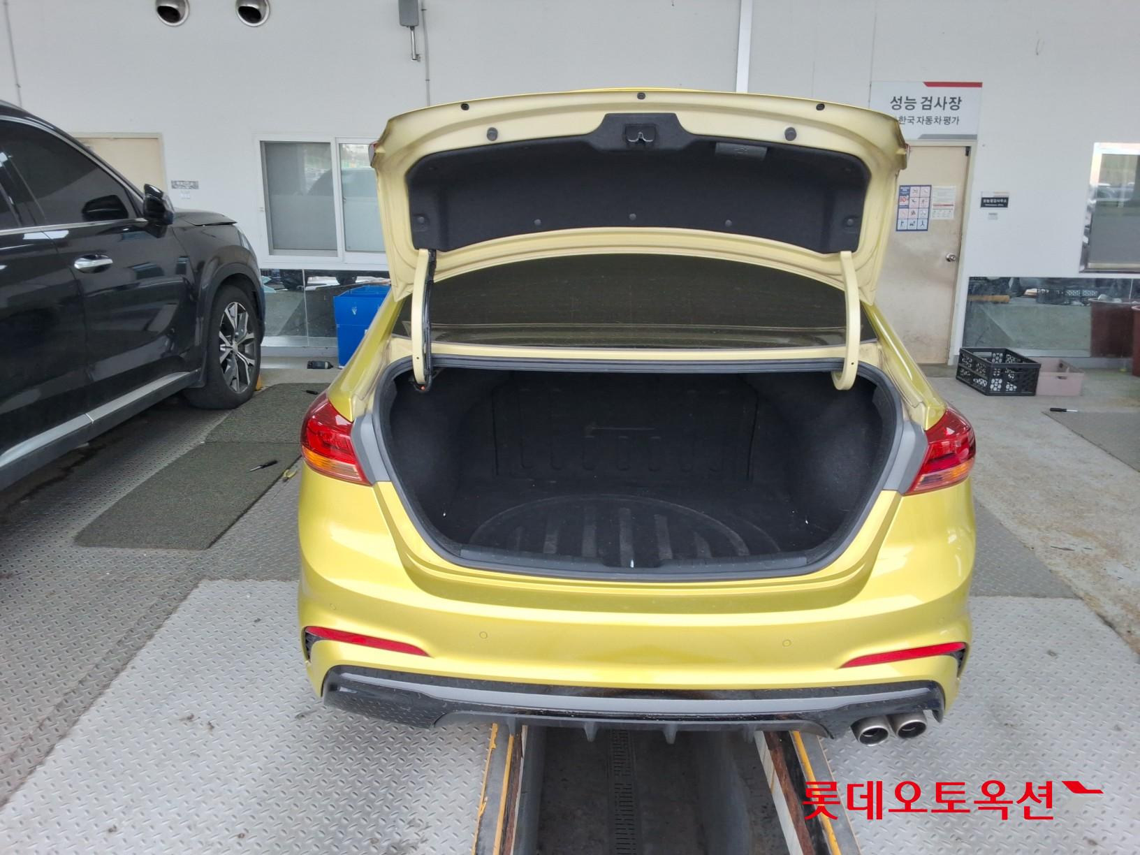 현대자동차 아반떼 2017 - 이미지 9