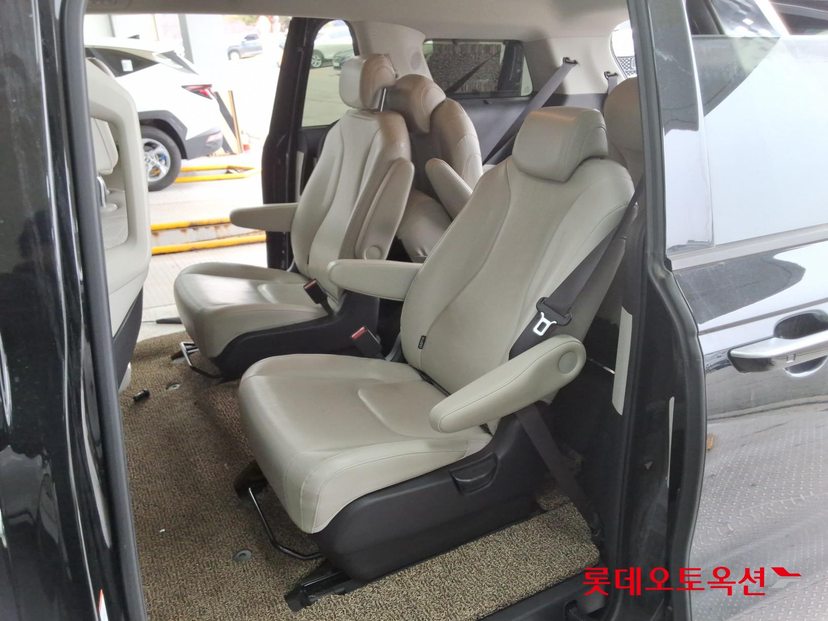 كيا كارنفال