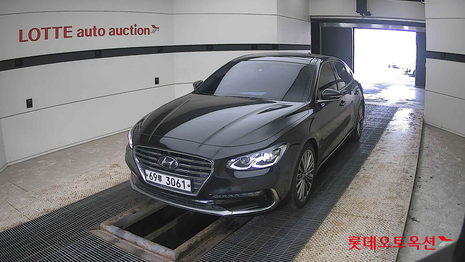 Hyundai Grandeur 2019 Черный из Кореи