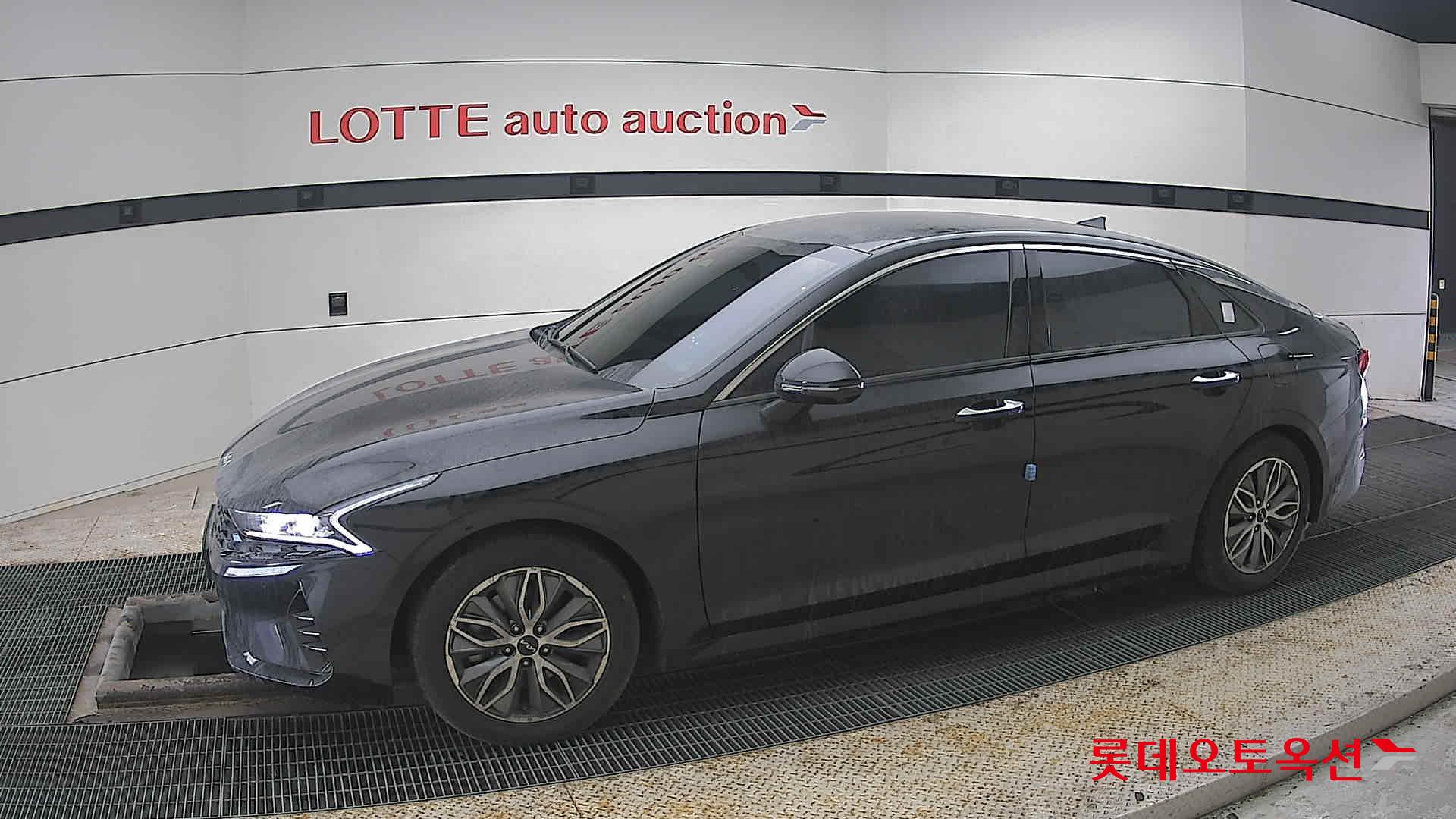 كيا K5 2023 - صورة 12