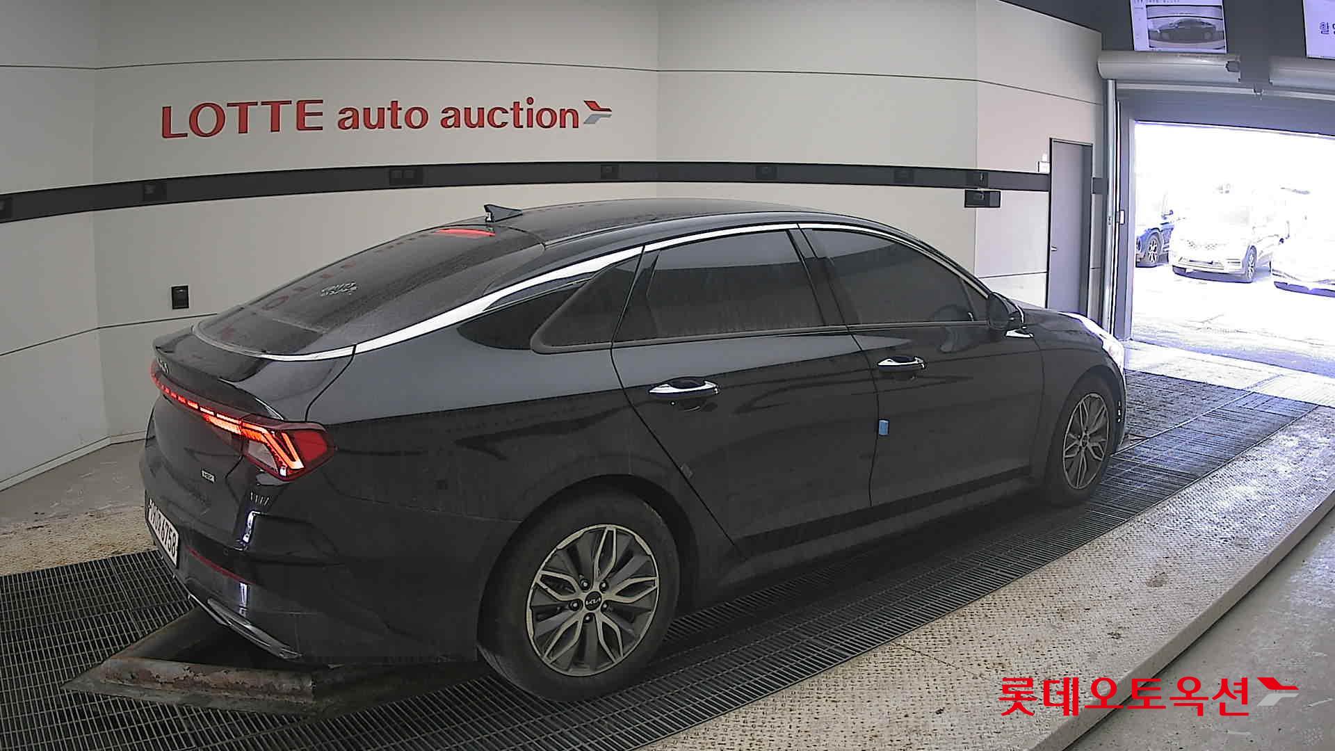 كيا K5 2023 - صورة 19