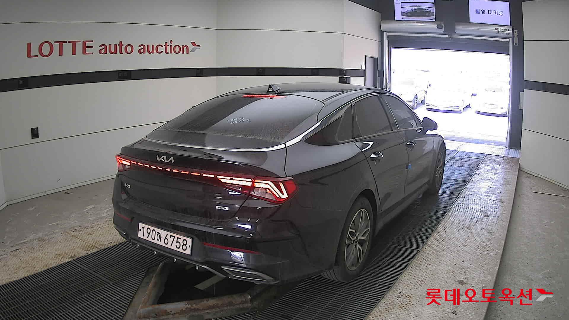 كيا K5 2023 - صورة 18