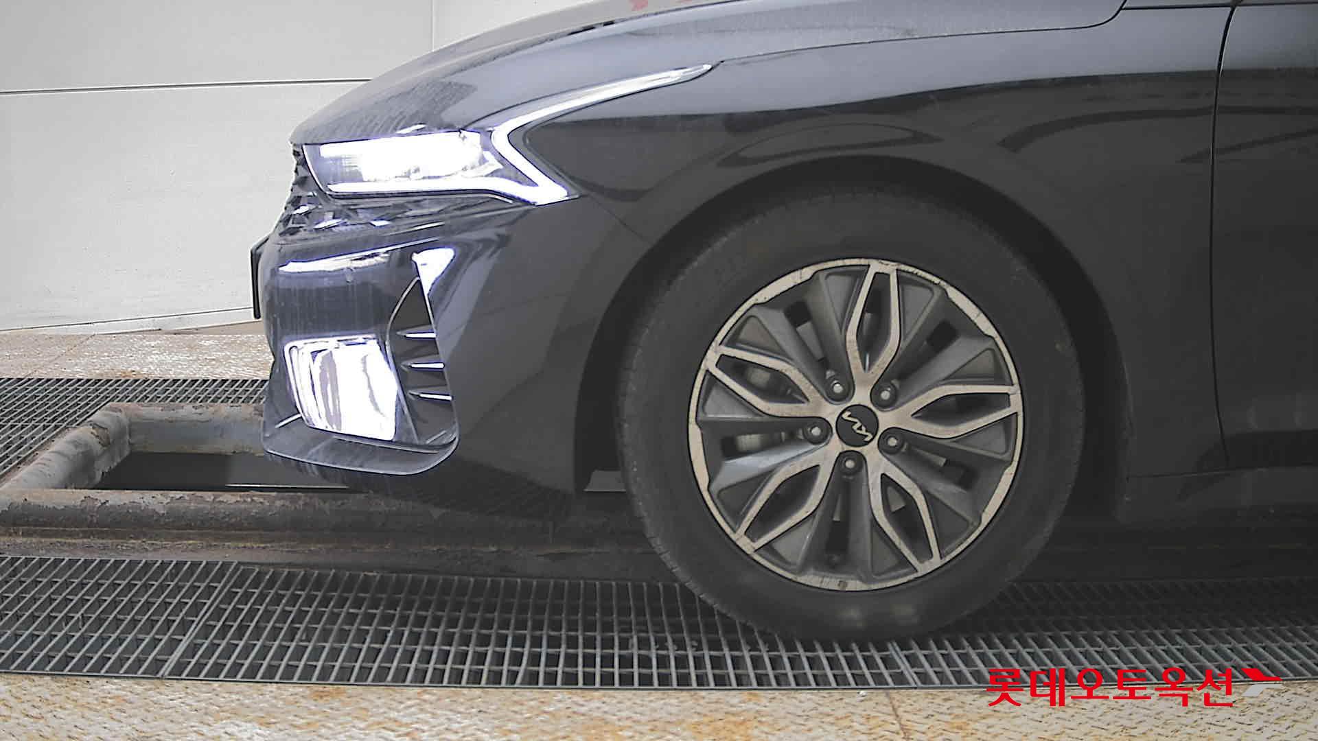 كيا K5 2023 - صورة 25