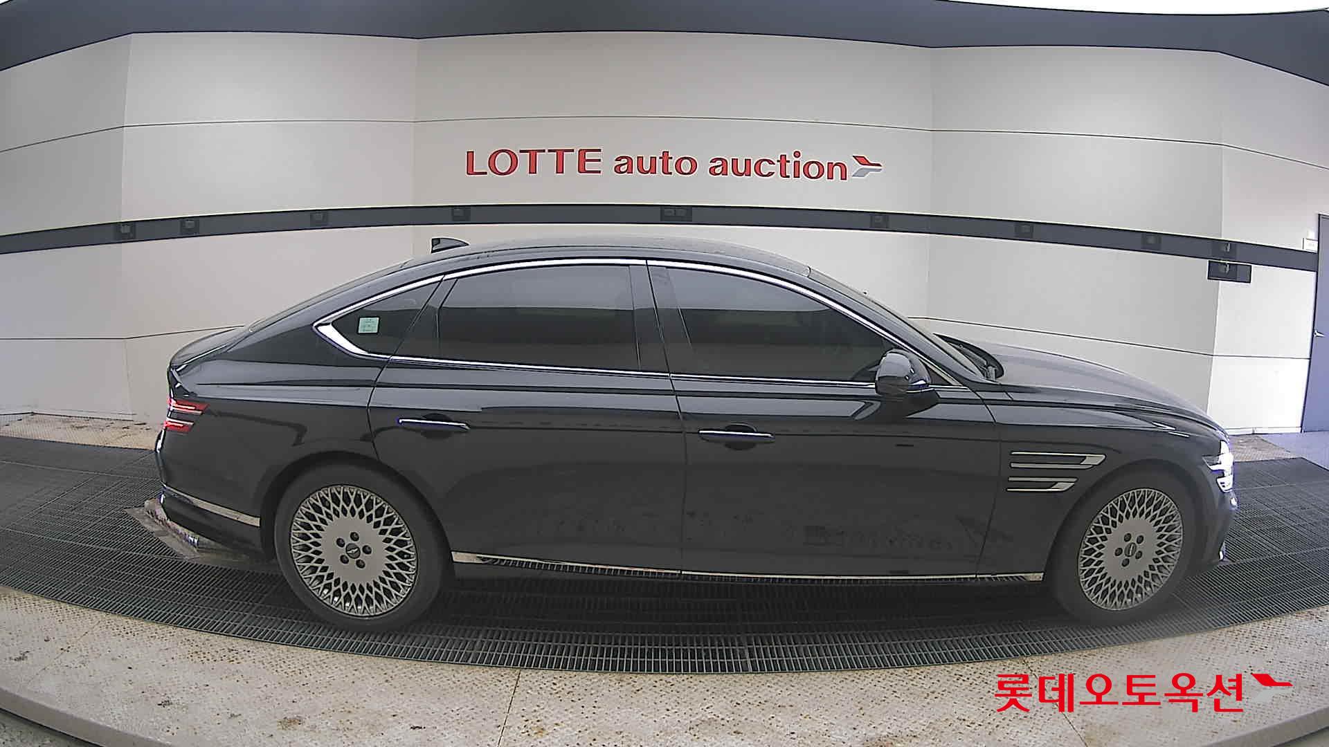 جينيسيس G80 2022 - صورة 21