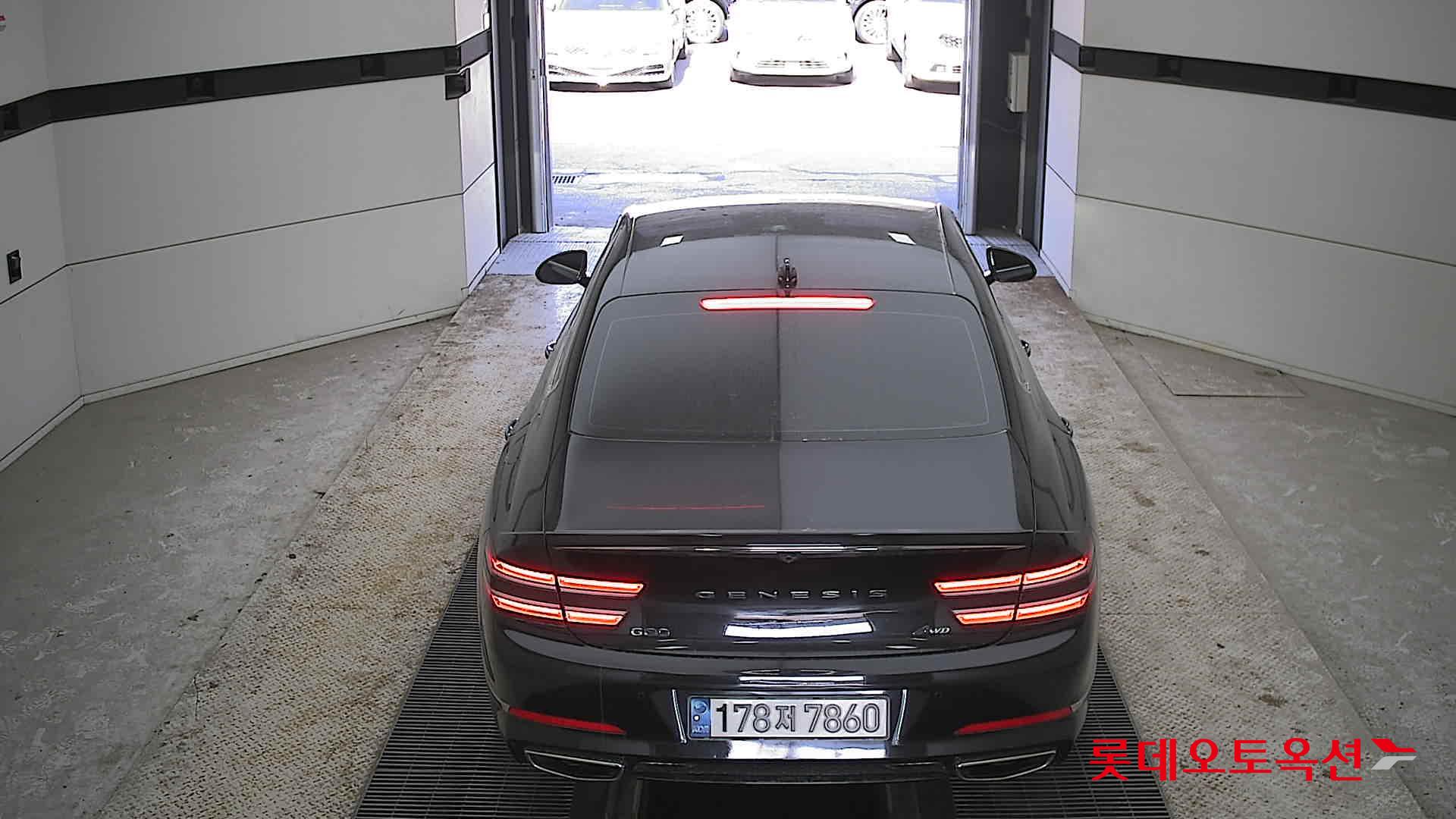 جينيسيس G80 2022 - صورة 17