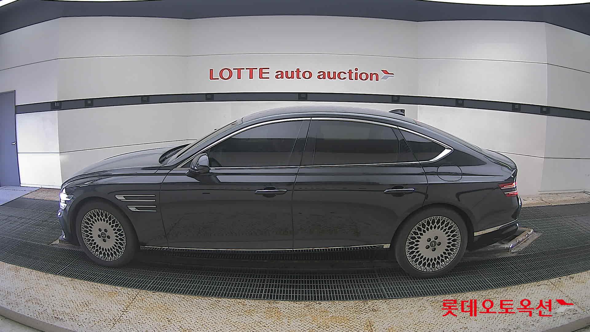 جينيسيس G80 2022 - صورة 13