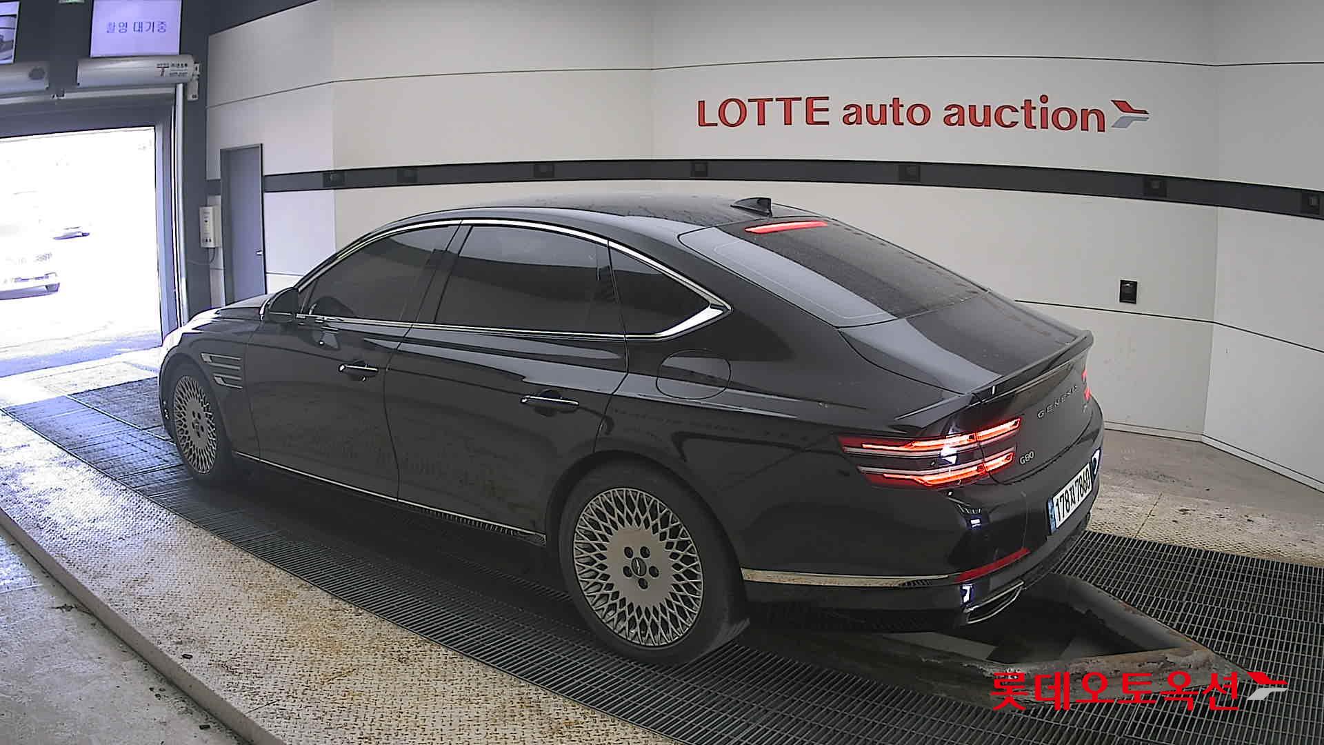 جينيسيس G80 2022 - صورة 15