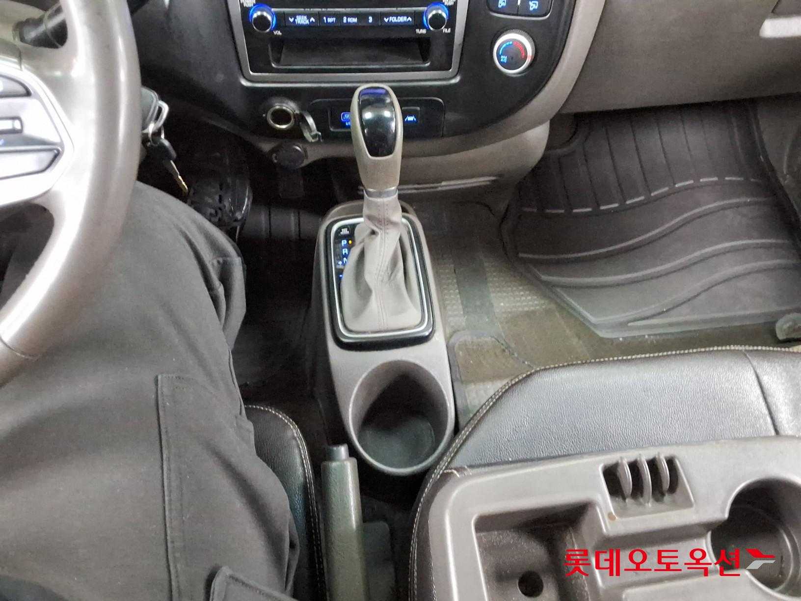 Hyundai Porter II built-in tower car id 3809847 из Кореи 32