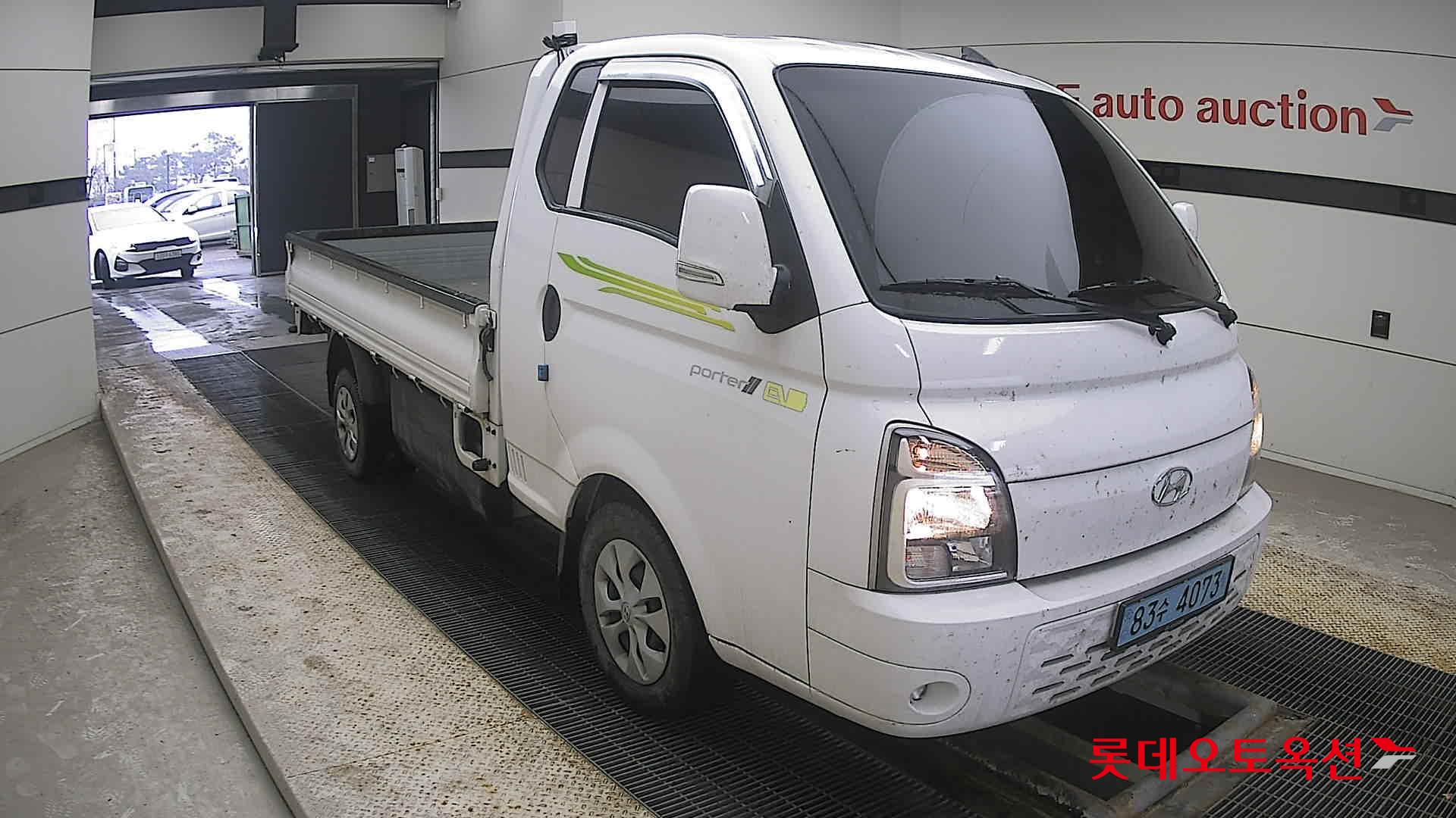 Hyundai Porter II electric 2022 Белый из Кореи, фото 2